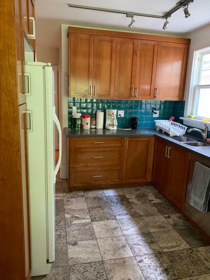 West Point Grey Guest House Лэнгли Экстерьер фото